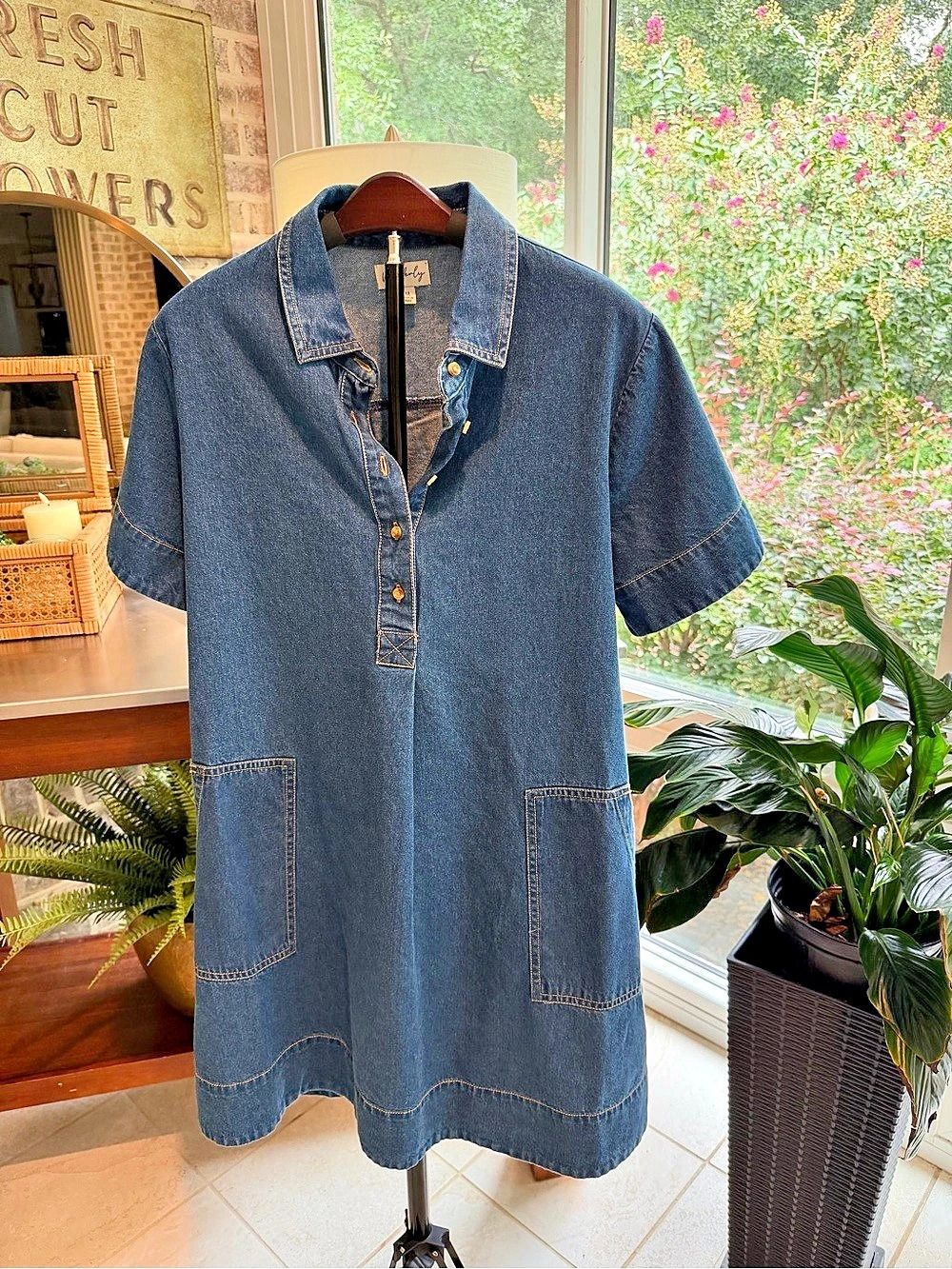 Wonderly Denim Collared Mini Dress in Blue Size Medium